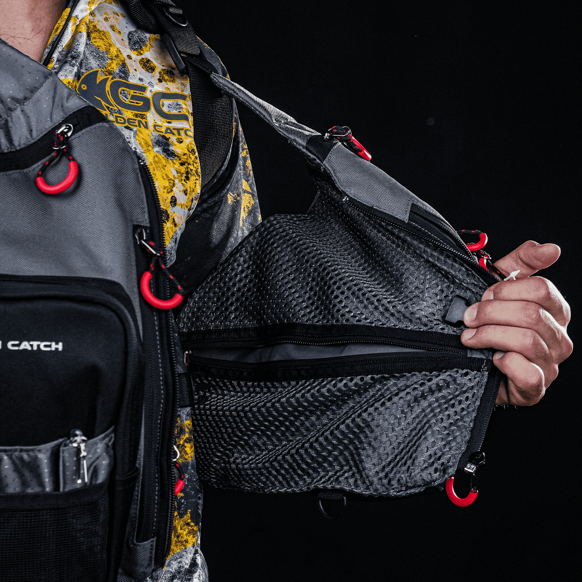Golden Catch Fishing Vest - Photo №4